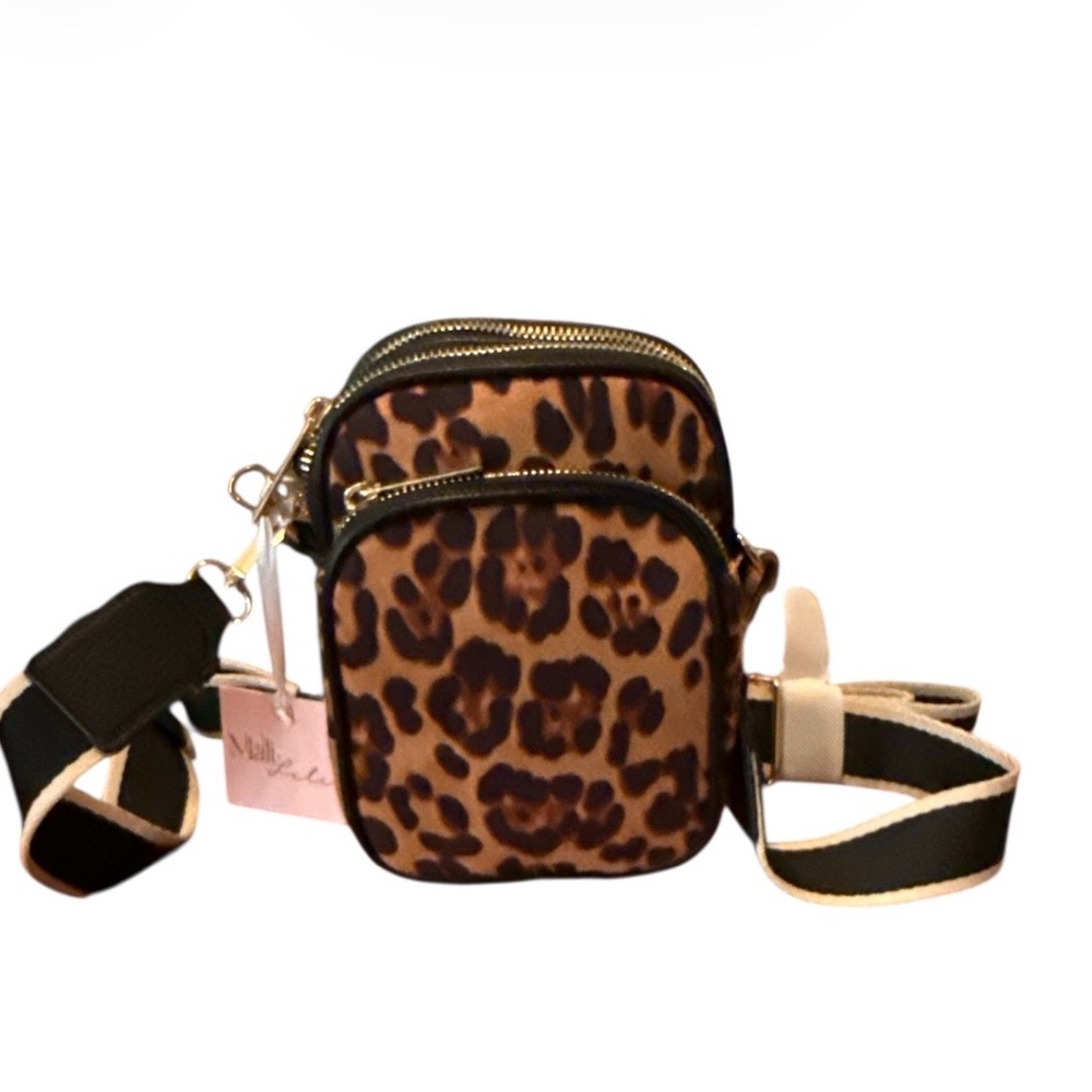 🆕 leopard triple compartment crossbody bag